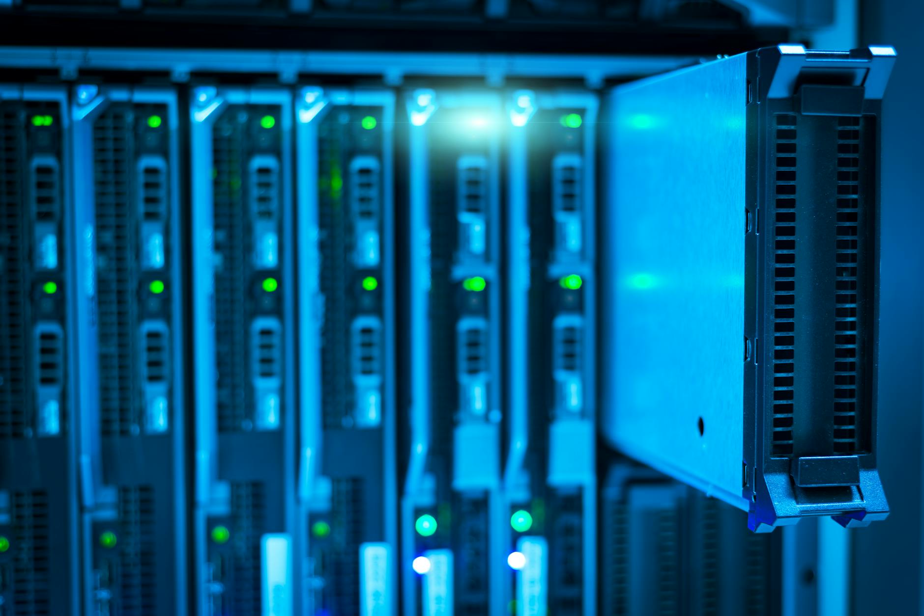 AI Revolution Unveiled: Next-Gen Chips Redefine High-Performance Computing for Data Centers