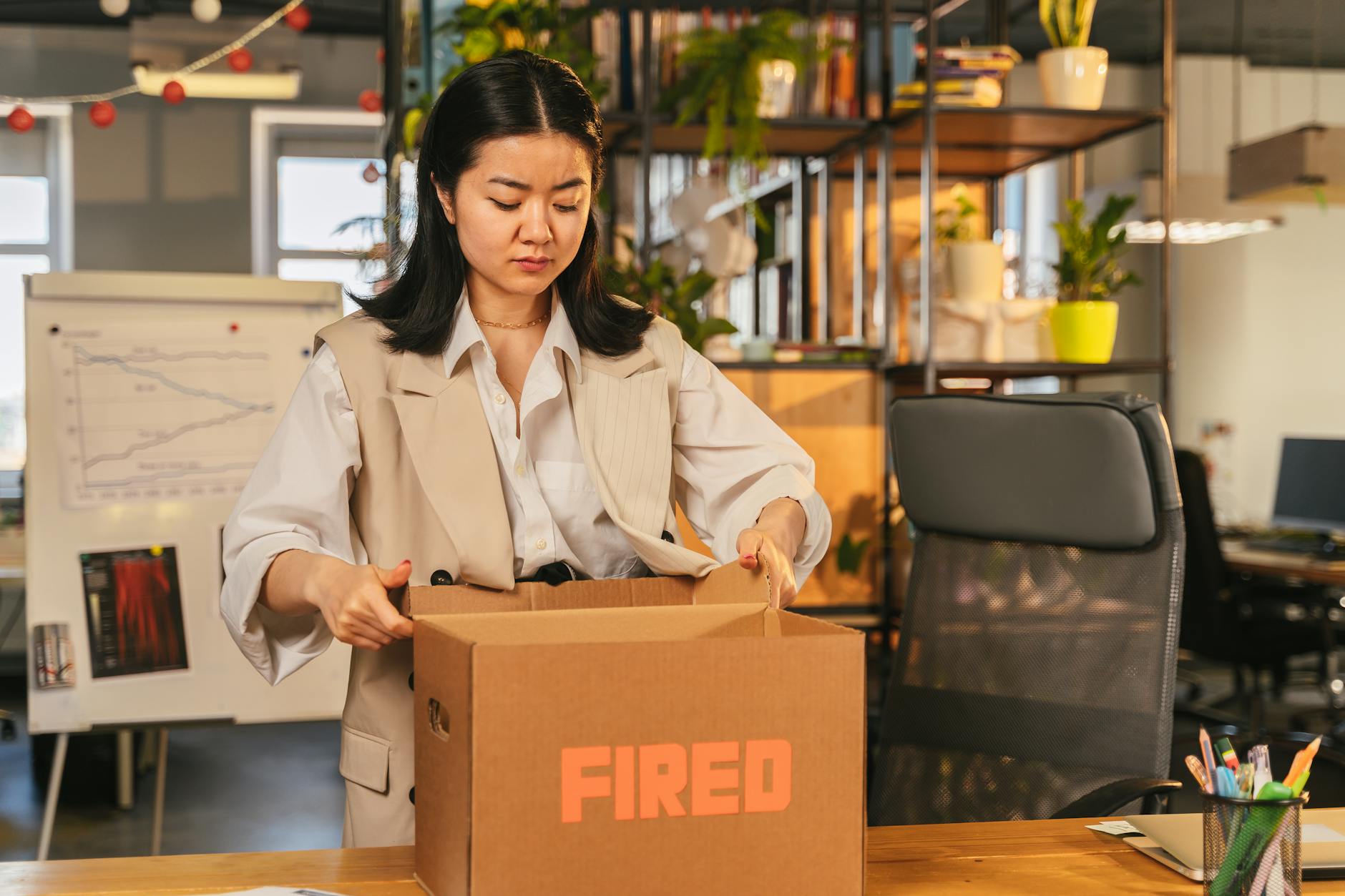 Unprecedented Shake-Up: Amazon Gearing Up for Its Largest Corporate Workforce Reduction Ever